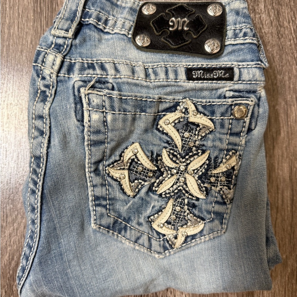 Miss Me Women's Light Blue Skinny Jeans with Embellished Pockets